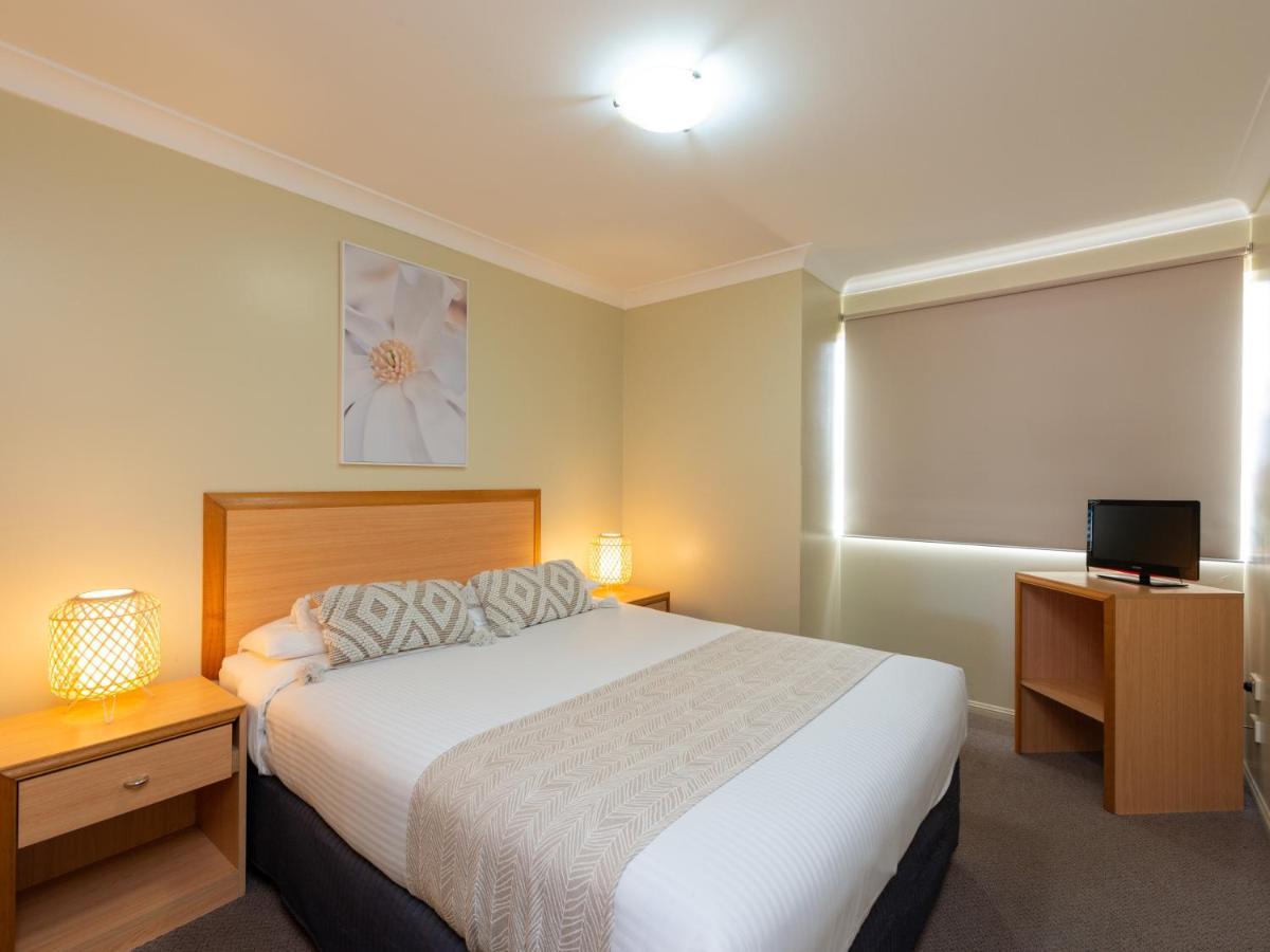 Villa Nova Motel Toowoomba Buitenkant foto