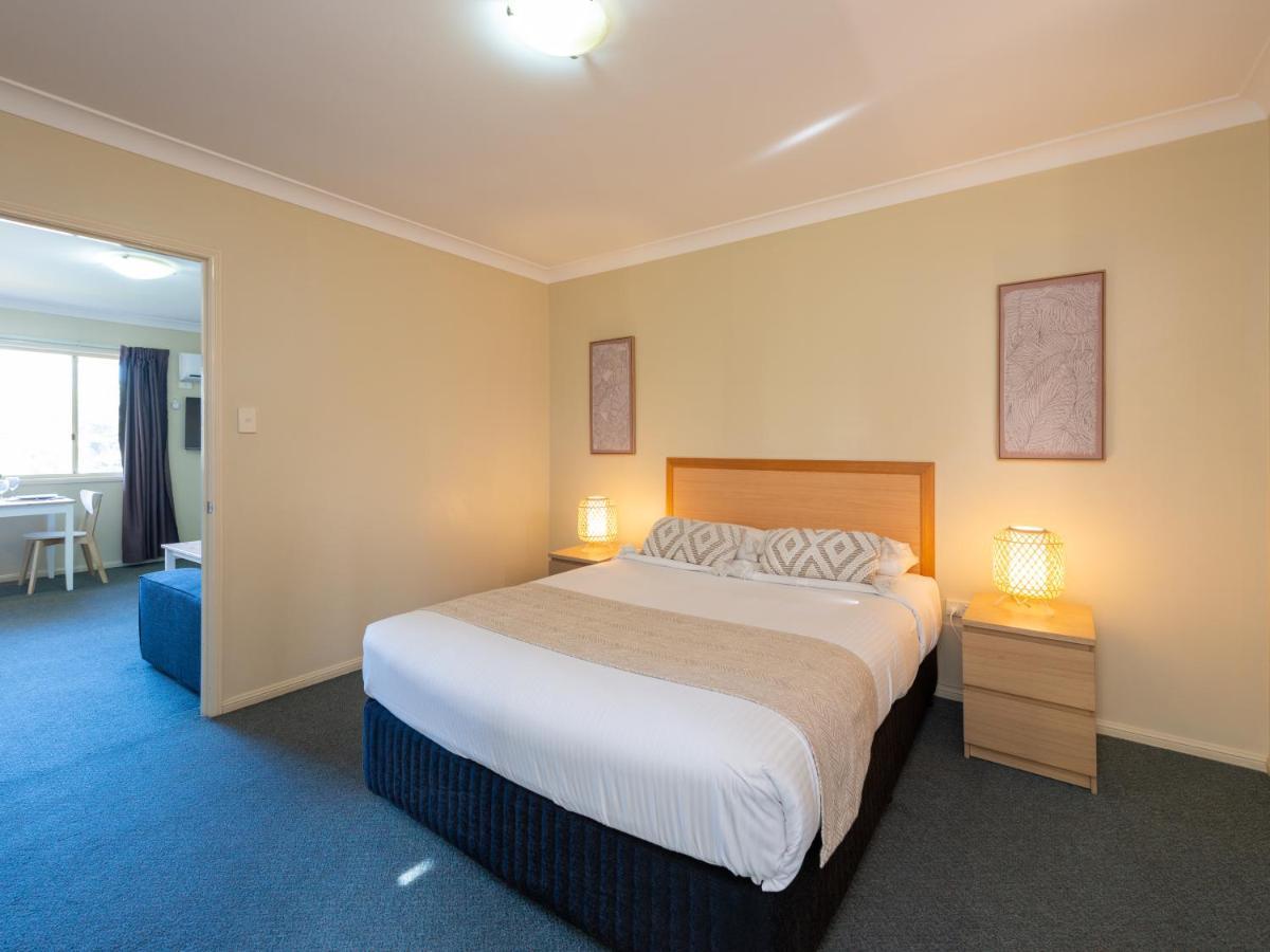 Villa Nova Motel Toowoomba Buitenkant foto