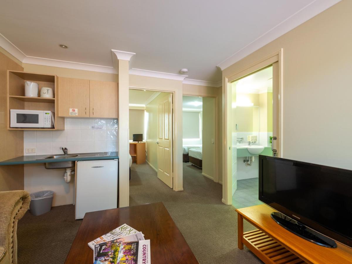 Villa Nova Motel Toowoomba Buitenkant foto