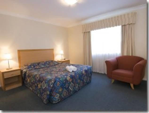 Villa Nova Motel Toowoomba Buitenkant foto